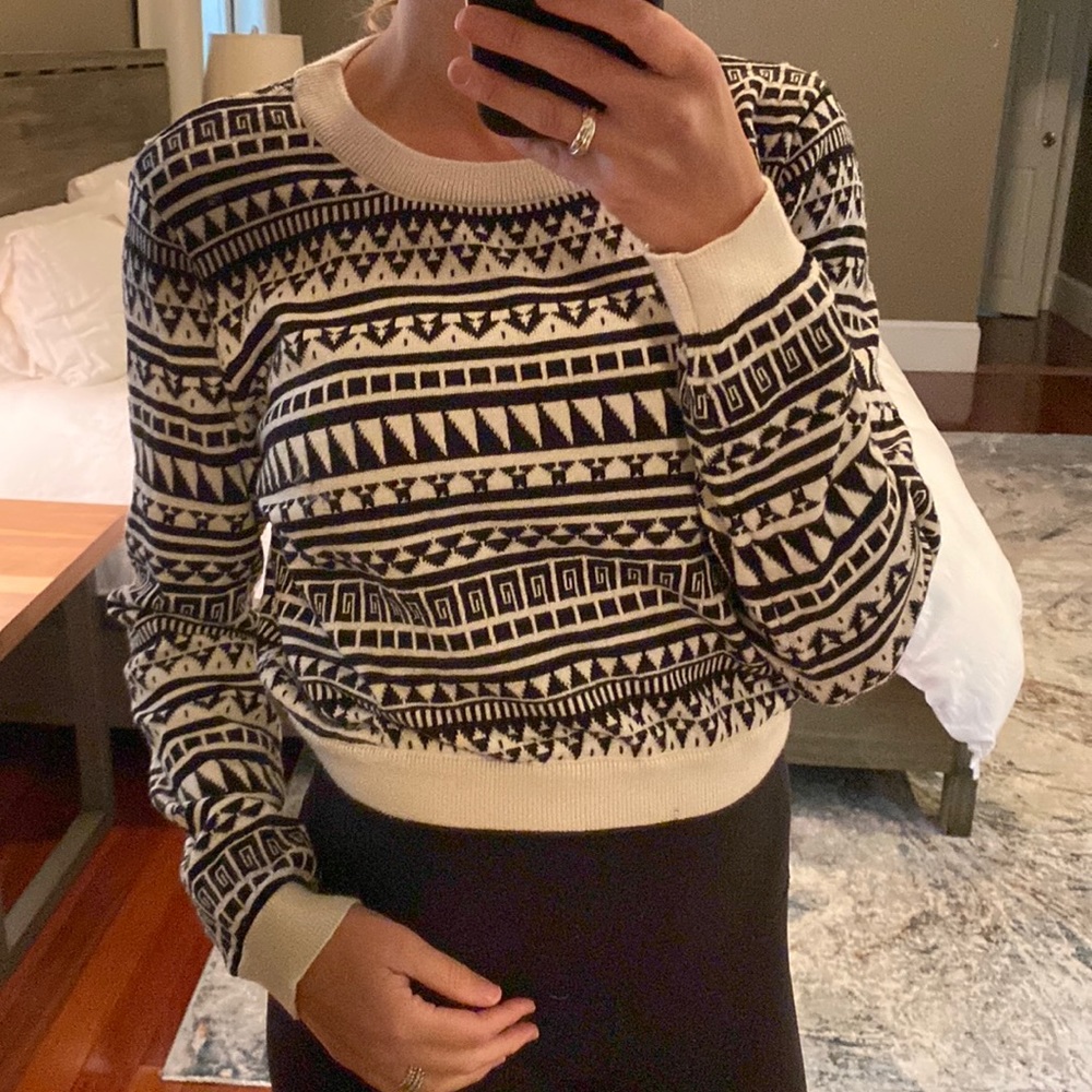 New without tags. BCBG print crop sweater.